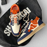 Zapatos de skate con parche con diseño de hueso